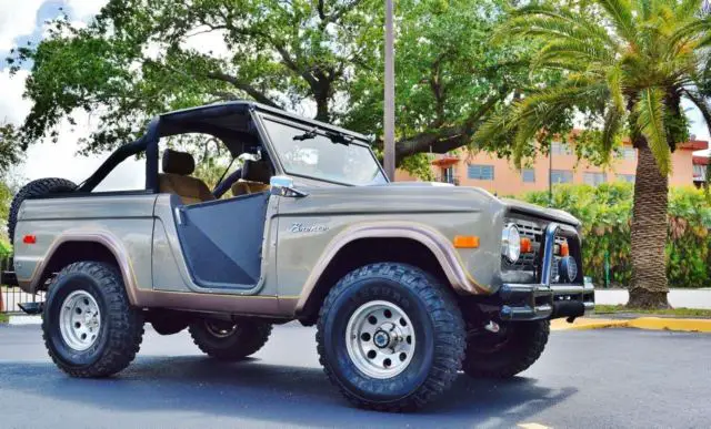 custom built---302 ci v8 - on off road 4x4 set up -very nice