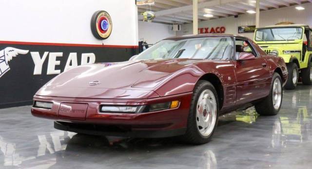1993 40th anniv corvette 2dr convertible 832 actual miles 2 top convertible 6spd