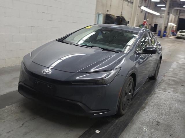 2023 toyota prius le
