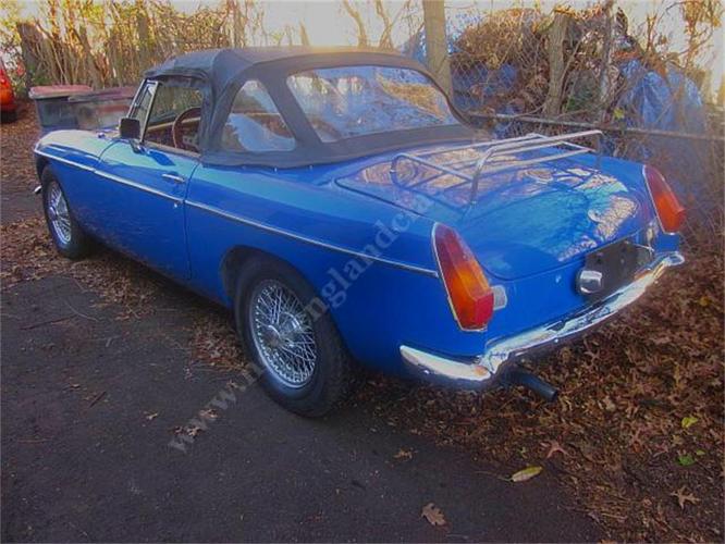 1977 mg mgb in stratford, connecticut