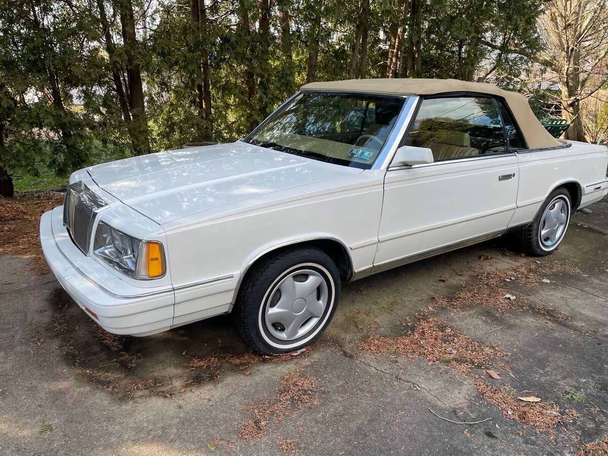 1986 chrysler lebaron white fwd automatic