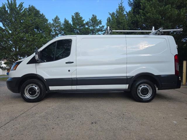2016 ford transit-150 base
