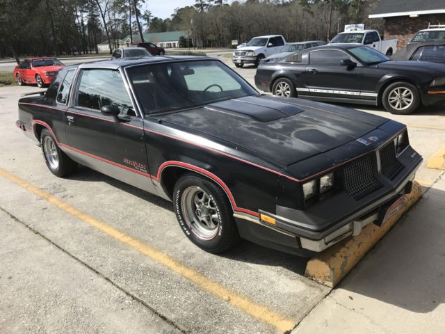 1983 oldsmobile cutlass calais hurst coupe 2-door 5.0l