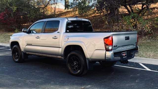 2021 toyota tacoma sr5