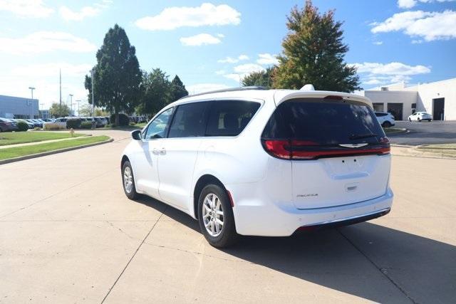2022 chrysler pacifica touring-l