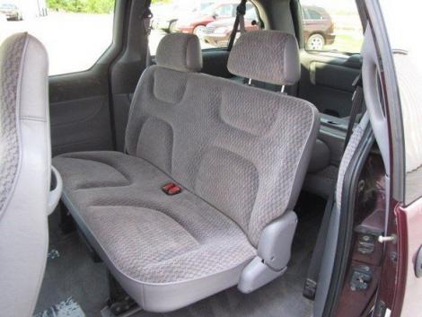 1998 plymouth grand voyager se in iowa