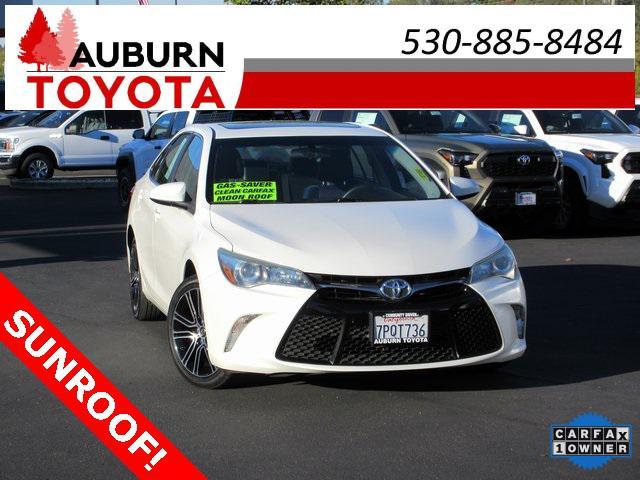 2016 toyota camry se