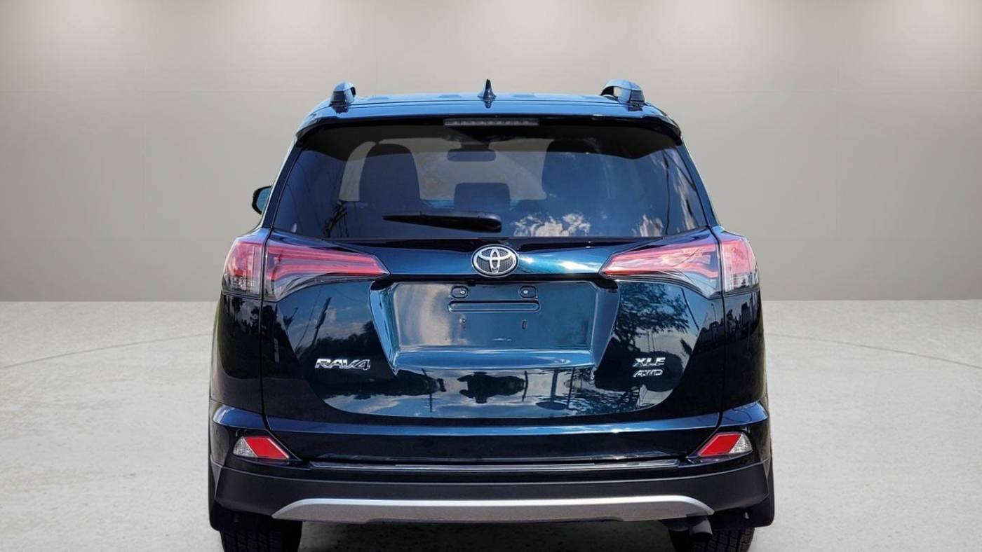 2018 toyota rav4 xle