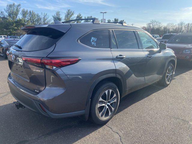 2022 toyota highlander hybrid xle