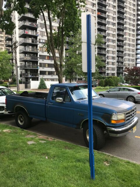 very clean - 2nd owner - 4x4 with only 73,000 miles