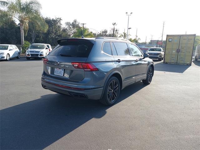2022 volkswagen tiguan 2.0t se r-line black