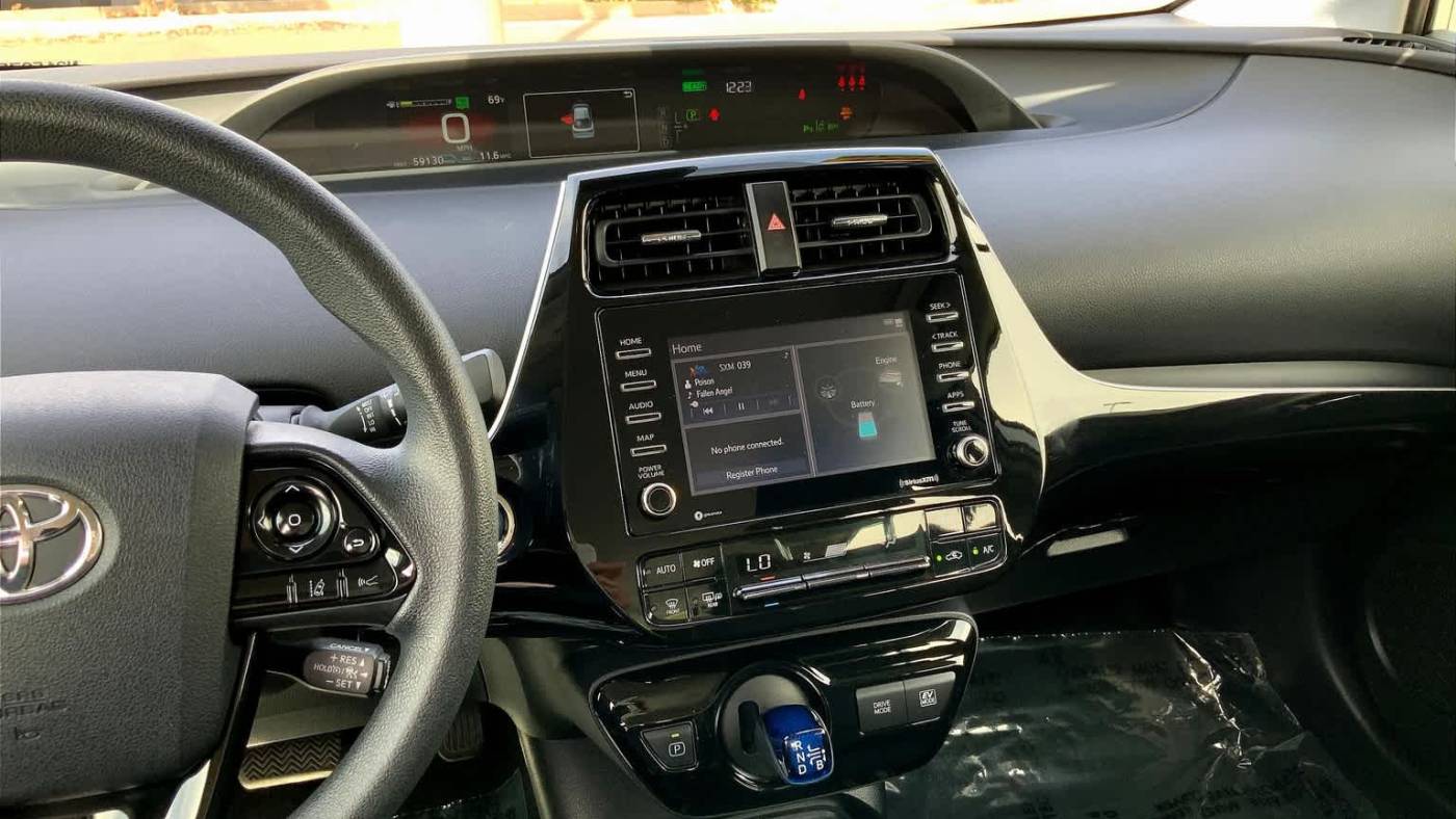 2022 toyota prius le
