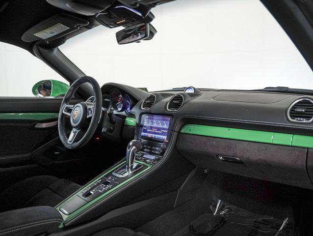 2021 porsche 718 spyder roadster