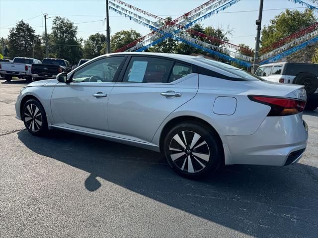 2021 nissan altima 2.5 sv