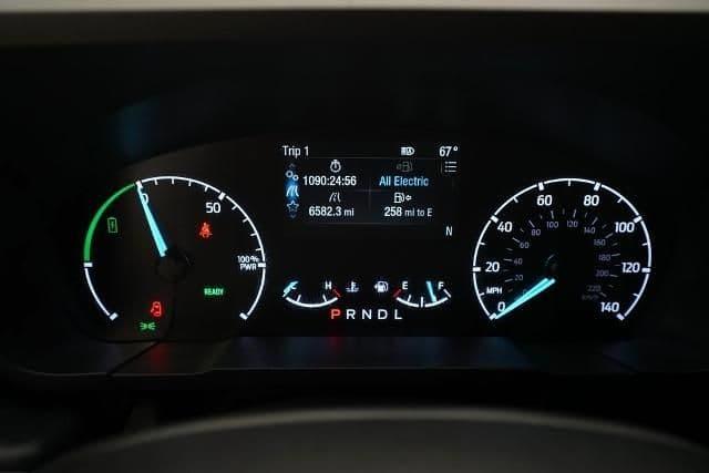2022 ford maverick xl front-wheel drive supercrew 4.5 ft. box 121.1 in. wb in grand rapids, michigan