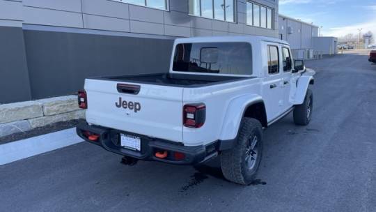 2024 Jeep Gladiator