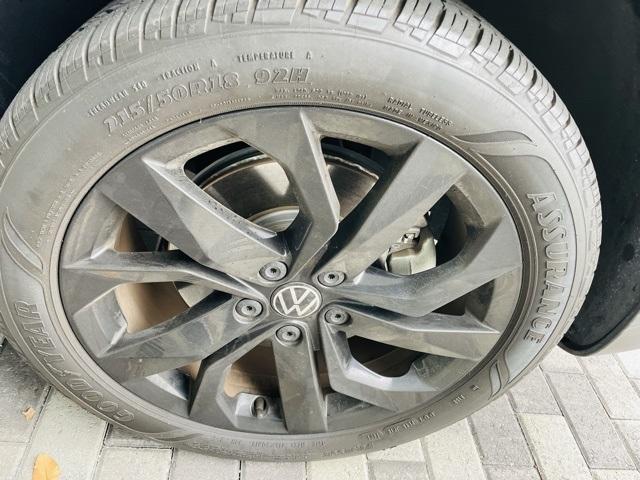 2022 volkswagen taos 1.5t sel