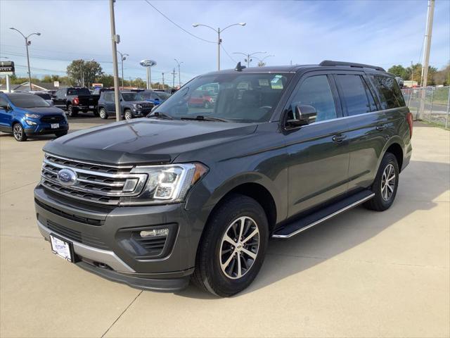2018 ford expedition xlt