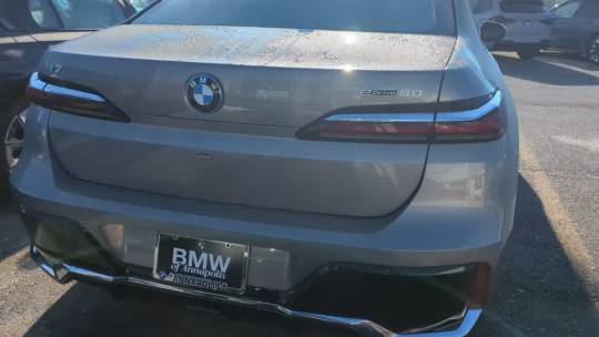 2024 BMW i7