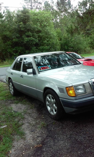 1993 mercedes 300d 2.5 liter diesel