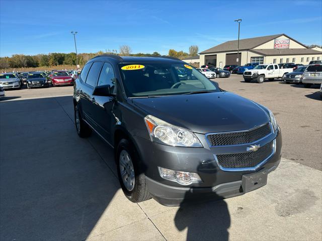 2011 chevrolet traverse ls