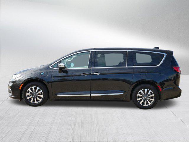 2023 chrysler pacifica hybrid limited