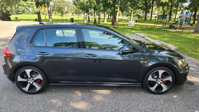2016 volkswagen golf gti 2.0t se 4-door