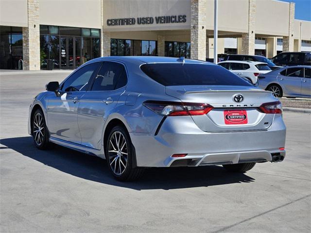 2024 toyota camry se