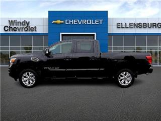 2024 Nissan Titan sv
