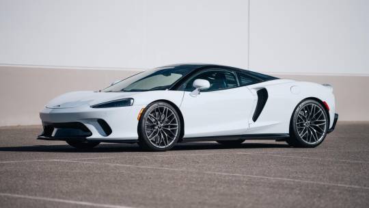 2022 McLaren GT