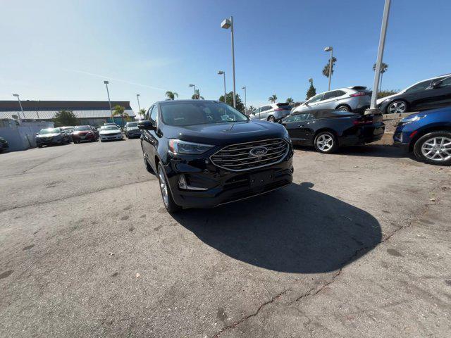 2022 ford edge titanium