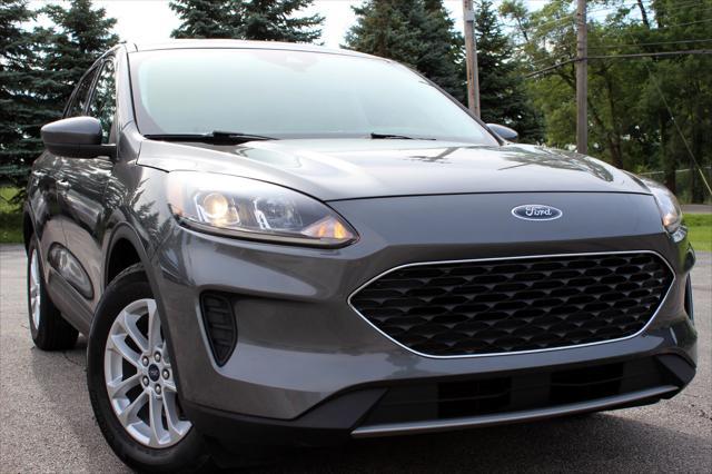 2021 ford escape se