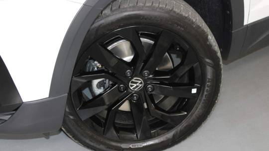 2024 Volkswagen Taos