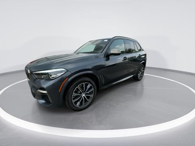 2022 bmw x5 m50i