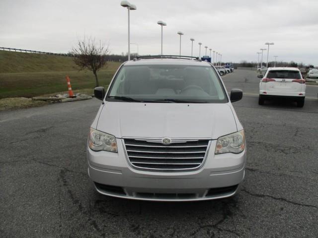 2009 chrysler town and country lx lx mini-van 4dr for sale in milford, delaware