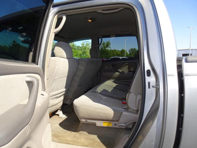 used 2006 toyota tundra sr5 cincinnati, oh 45246 for sale in cincinnati, ohio