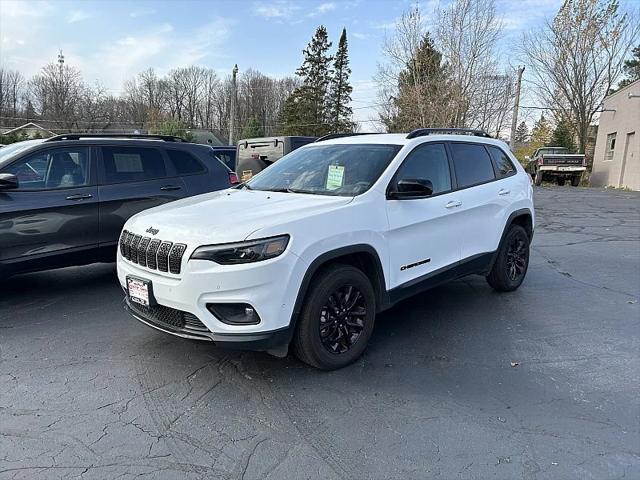 2023 jeep cherokee altitude