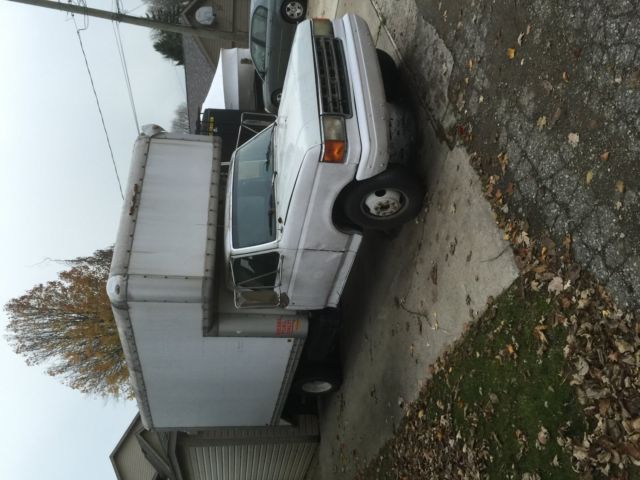 ford truck, ex-uhaul, aluminum ramp, new starter,fuel pump, batteries, brake lin