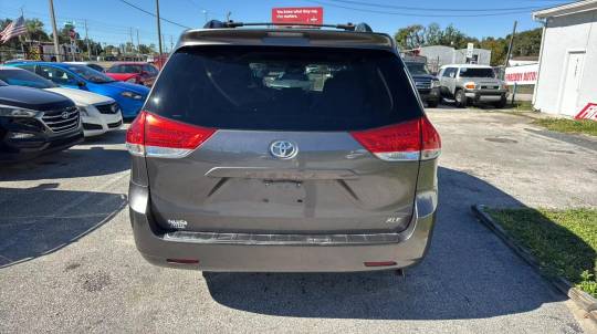 2013 Toyota Sienna