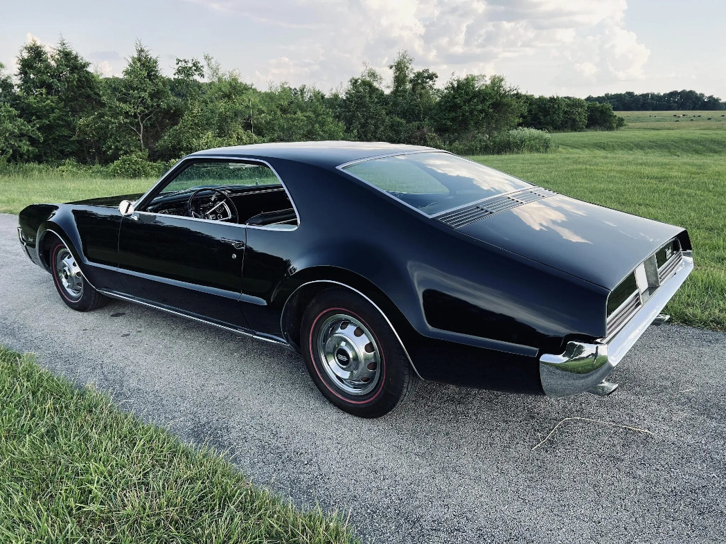 oldsmobile toronado