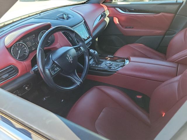 2021 maserati levante base