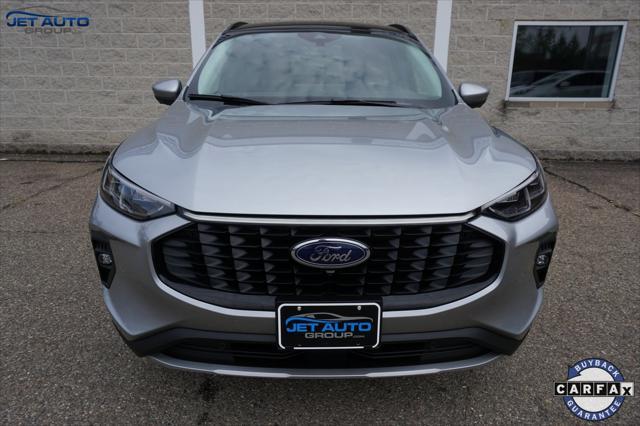 2023 ford escape base
