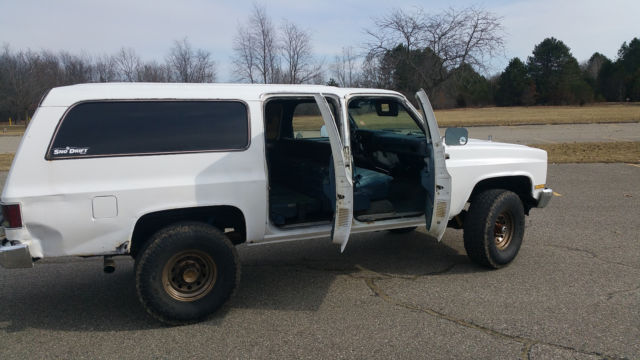 1985 suburban silverado 3/4 ton 4wd mt