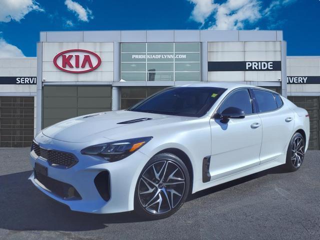 2022 kia stinger gt-line