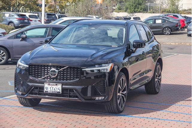 2024 volvo xc60 b5 plus dark