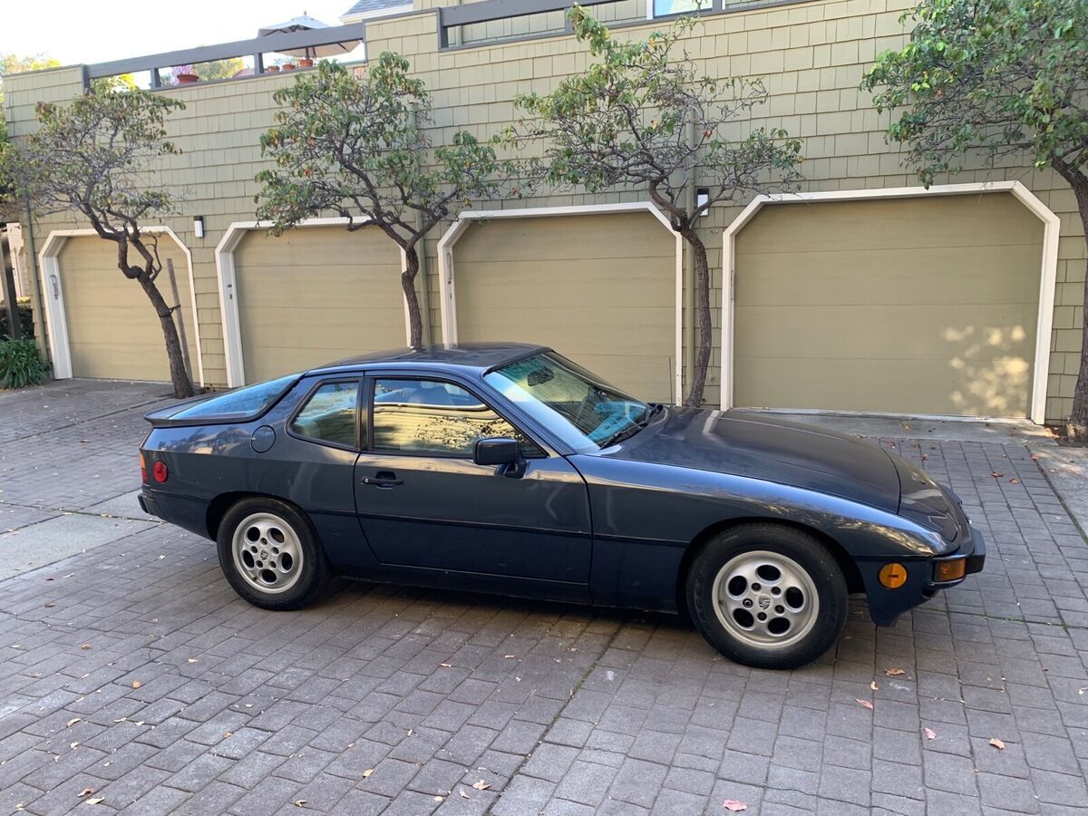 1988 porsche 924 blue rwd automatic s