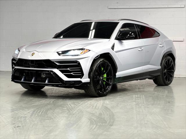 2019 lamborghini urus base