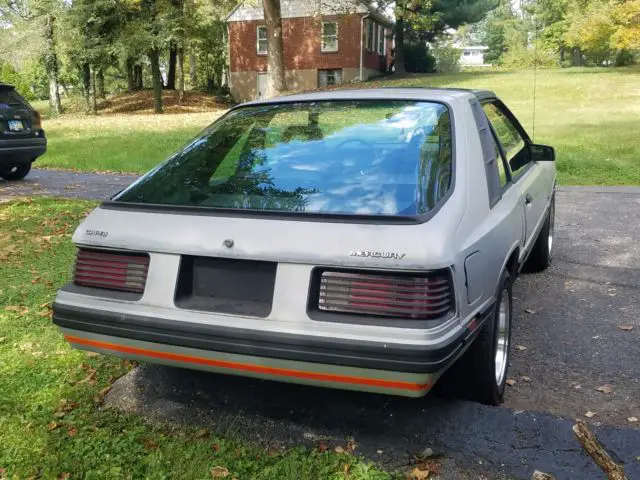 mercury capri rs 5.0 3 door hatchback