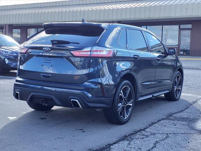 2022 ford edge st