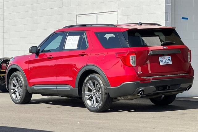 2021 ford explorer xlt
